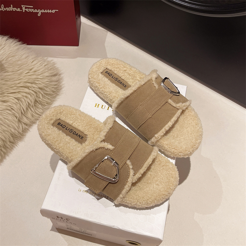 free shipping designer Slippers New fashionable cotton slippers for autumn and winter wear casual Versatile fashionable shoes