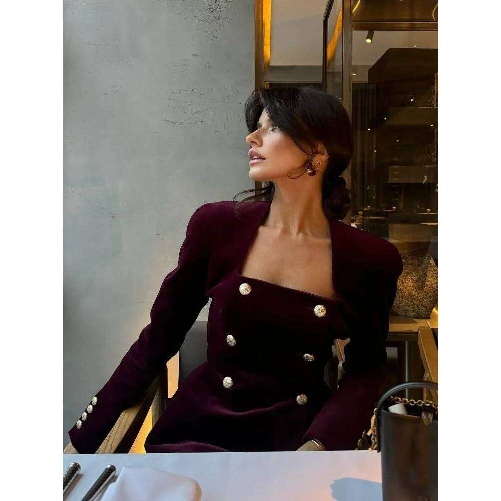 Elegant Bury Veet Shirt Pant Set Fashion Square Neck Metal Buttons Slim Long Sleeve Tops Short Pants Suit