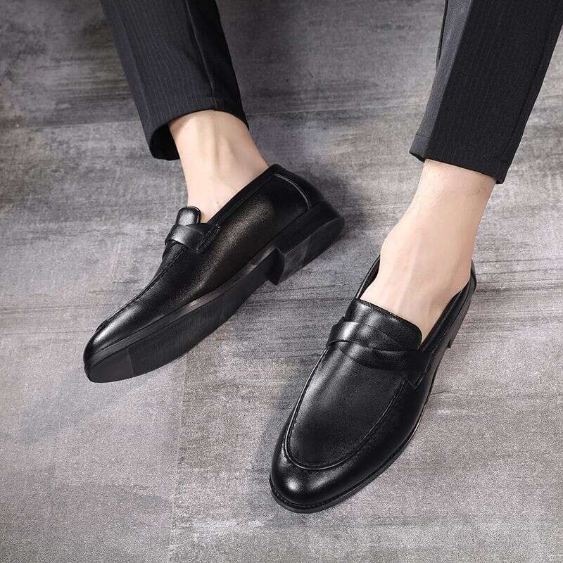 Korean version of trendy youth small leather with one foot for men's casual shoes