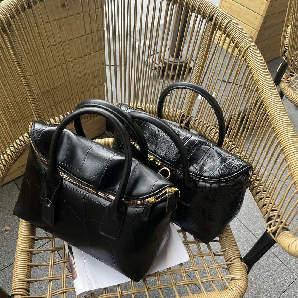 2025 New Design High-End Handbag Single Shoulder Crossbody Pillow Soft Leather Small Bag