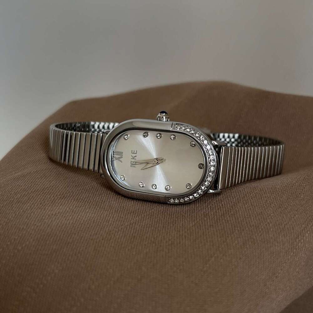 Designer Vintage Style Oval Women's Red Diamond-Studded Niche Light Luxury for Women High-End Metal Strap Ladies' Watch