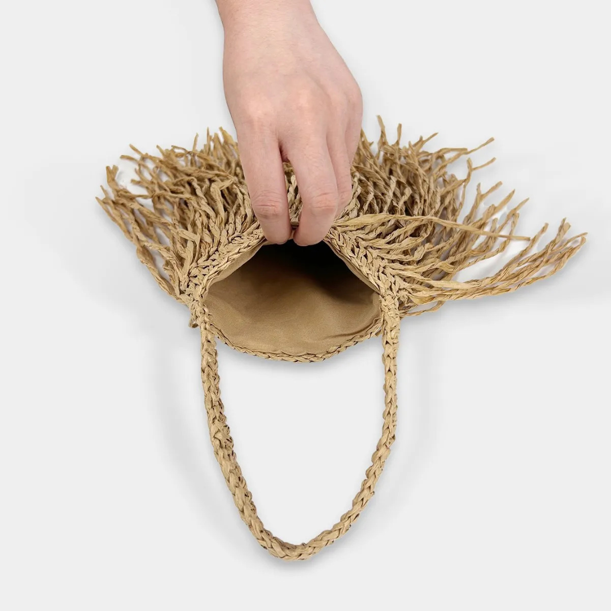 Casual Tassel Woven Women Shoulder Bags Handmade Fringe Lady Handbags Summer Beach Tote Bag Shopper Purse for Vacation 250809