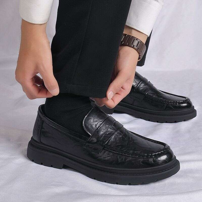 Korean Version Leather Shoes For Business And Leisure, British Style Shoes, Round Toe, Hand Grip Pattern, Trendy Men's