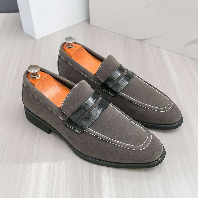 Fashion Men's Casual Leather Shoes Men Classic British Style Penny Loafers Moccasins Mens Party Wedding Outdoor Driving Flats