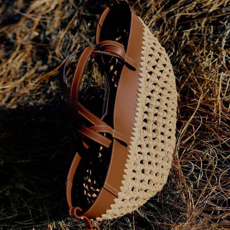 Retro Bohemian Female Large Capacity Basket Bag New Fashion Grass Woven Portable Beach Single Shoulder Bags