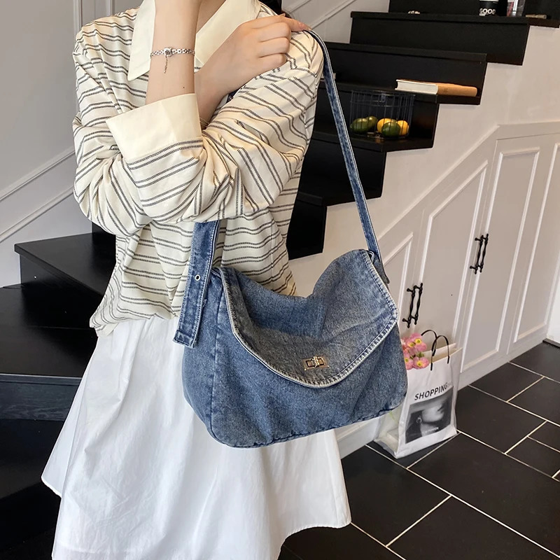 Denim Fabric Flap Messenger Bags For Women Blue Large Capacity Shoulder Crossbody Bag Casual Street Zippered Retro Handbags 250809