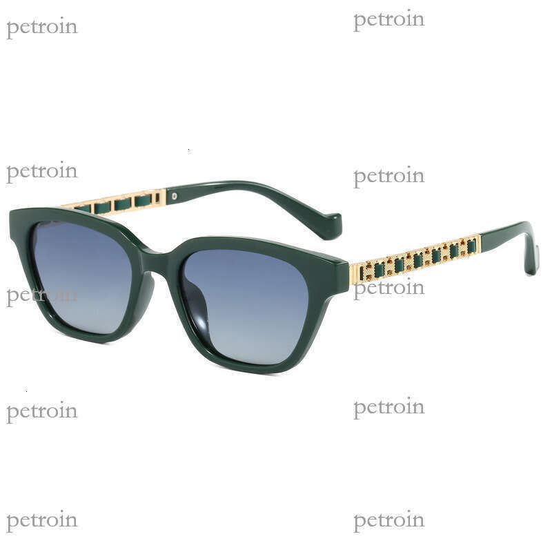 25 New Small Frame Fashion Polarized Trendy Street Style Glasses for Women High-end Internet Celebrity Sunglasses