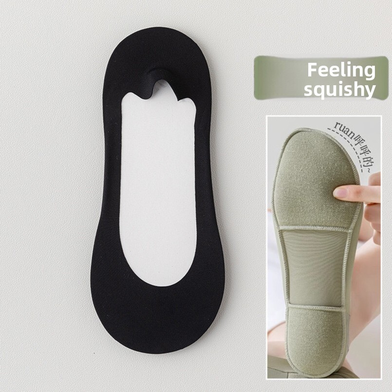 Sponge Pad Ice Silk Boat for Women, Summer Thin Style, Sweat-Absorbent, Breathable, Non-Slip Silicone Invisible Shallow Mouth Women's Socks