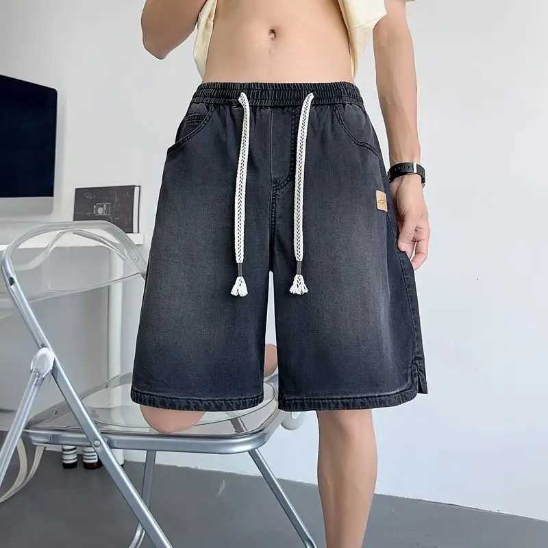 Summer New Casual Wide Denim Shorts Mens Baggy Fashion Elastic Waist Drawstring Straight Short Jeans StreetWear men clothing Y250814