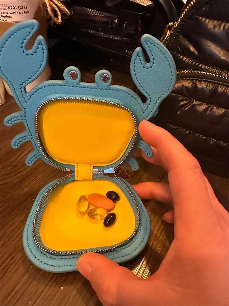 Creative Crab Design Girls Gift Pendant 2025 New Pu Leather Coin Purse Lipstick Bag Pendant Cute Mini Wallet Keychain Pendant Y250815
