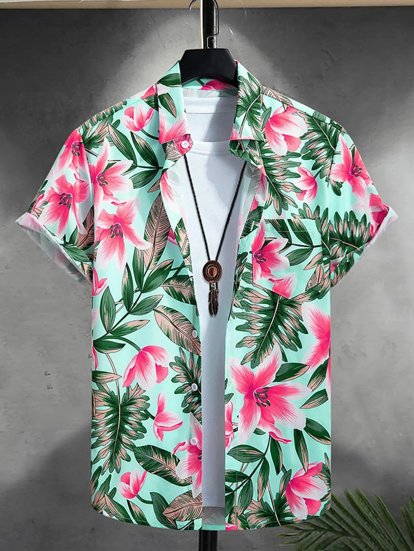 Hawaiian color coconut tree print lapel fashion mens shirt 2024 seaside resort casual style shortsleeved 250804