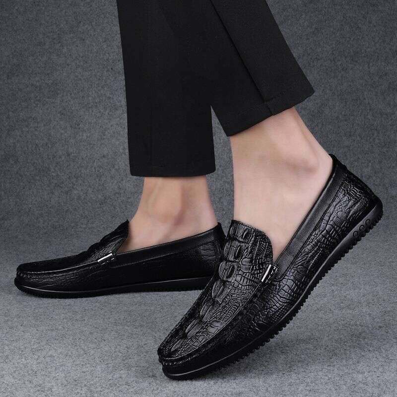 Men's new autumn casual leather British soft sole trend breathable slip-on lazy driving bean shoes men