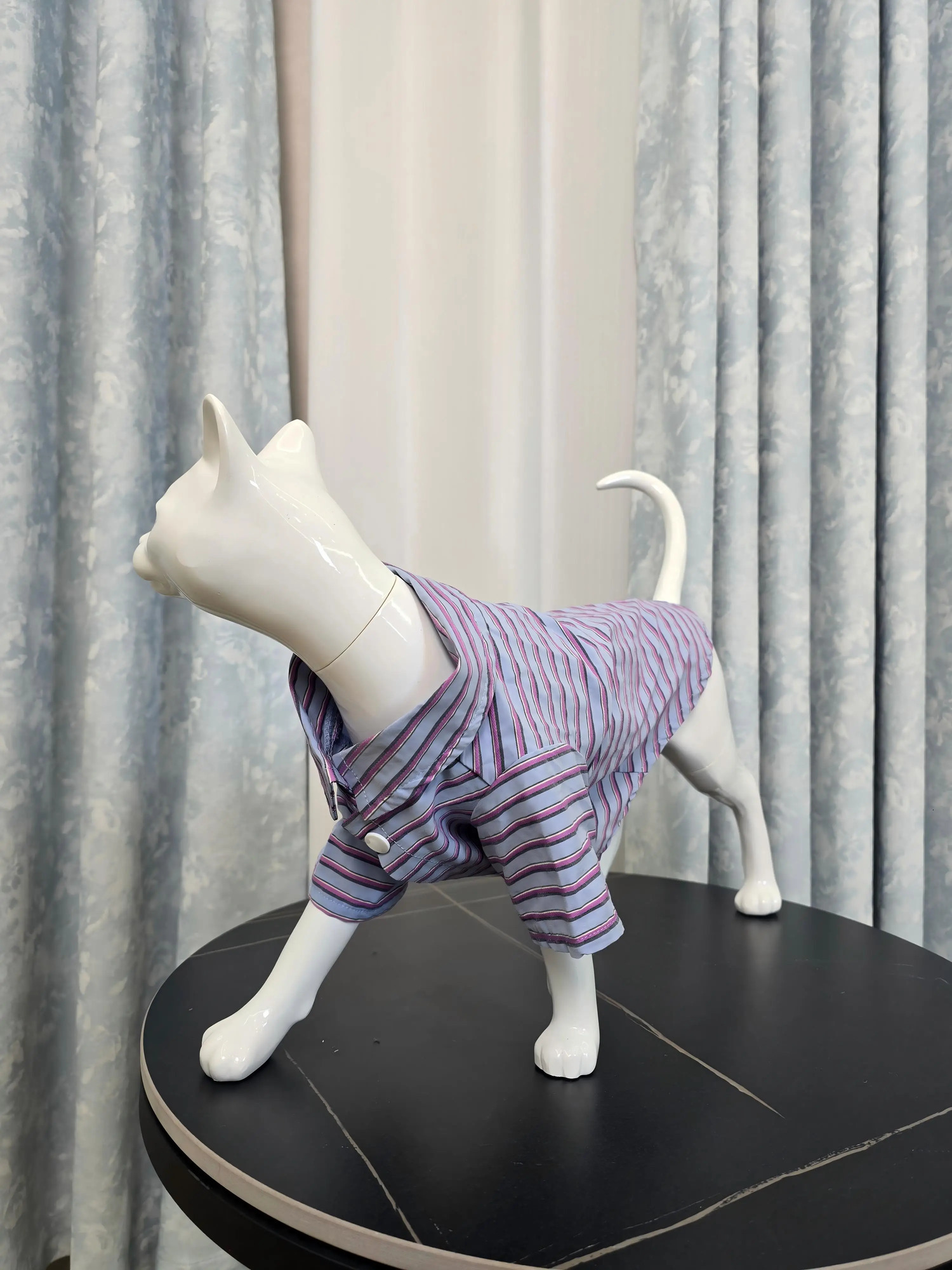 Cute and Cool StreetFriendly Artifact American Retro Style Red Blue Stripesd Shirt for Pets Suitable Cats Dogs 250814