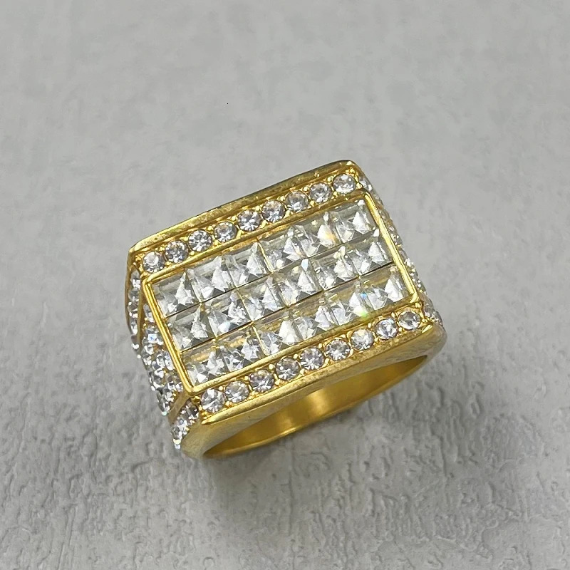 Vintage hip hop gold silver color Ring for men Women with rhinestone Jewelry Fashion Stainless Steel Engagement Wedding 250811