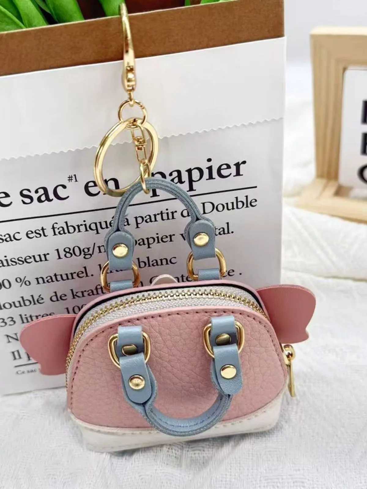 Ladies Mini Elephant Bag New Puppy Elephant Earphone Bag Fem Mini Diagonal Cross Change Bag Mouth Envelope Y250815