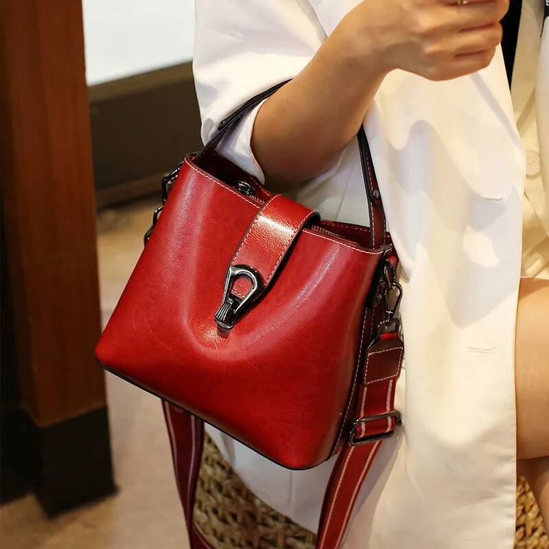 100% Genuine Leather Women Handbag Crossbody Ladies 2025 Retro Shoulder Commuter Shopping Bag For Women