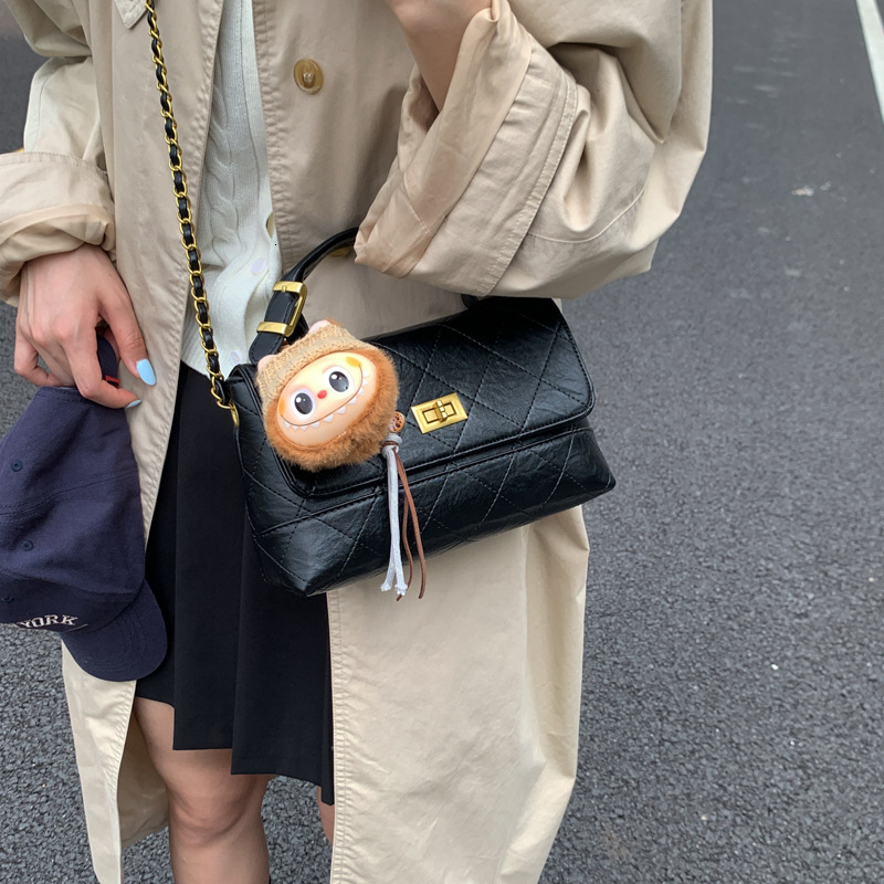 Luxury Retro Frosted Women's Handbag Free Shipping Designer Diamond Grid Splicing Chain Small Square Bag New Single Shoulder Crossbody Bag Casual