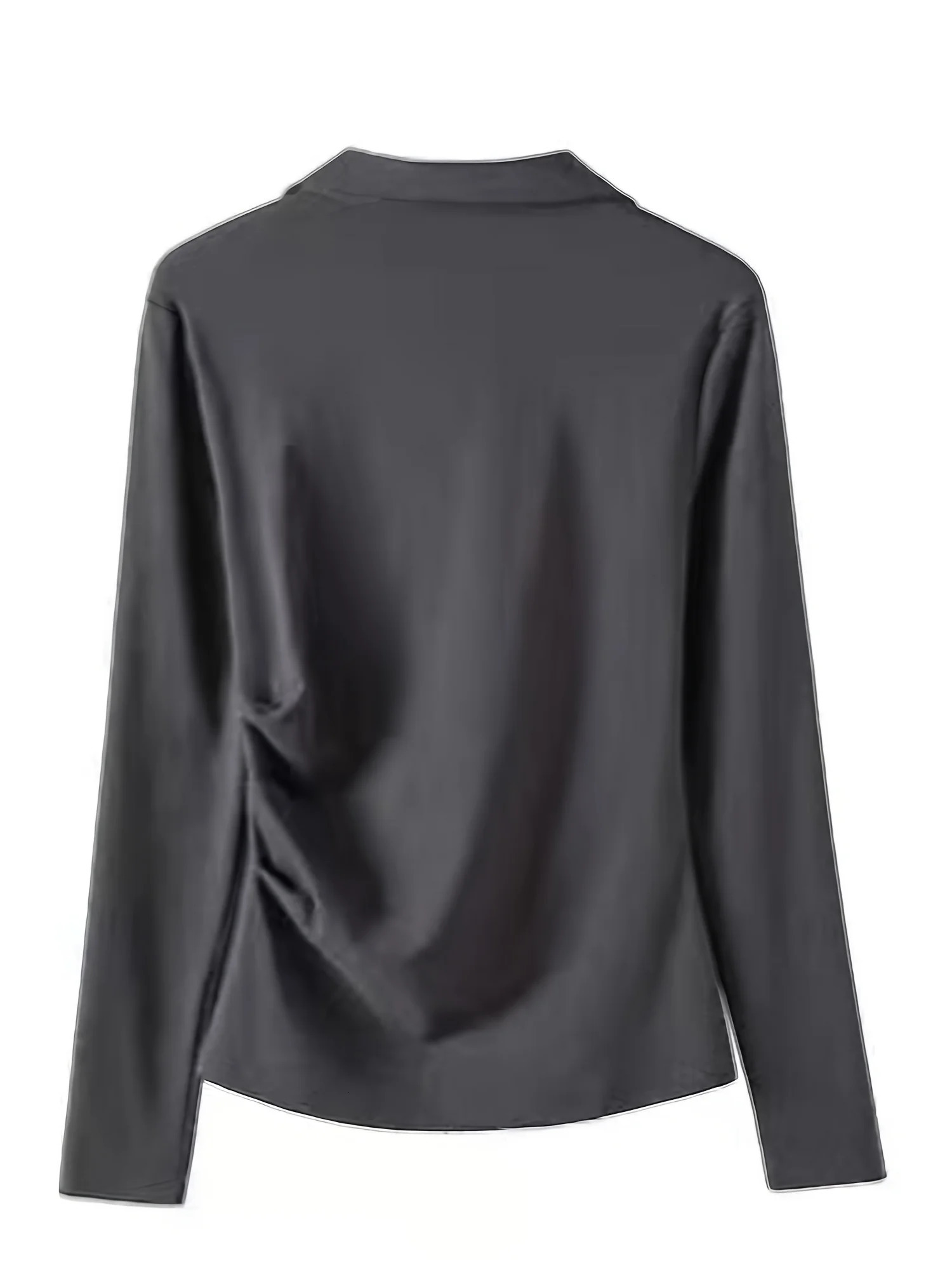 Womens solid color longsleeved POLO shirts are stylish and simple in n Daily models can be machine washed dry cleane 250814