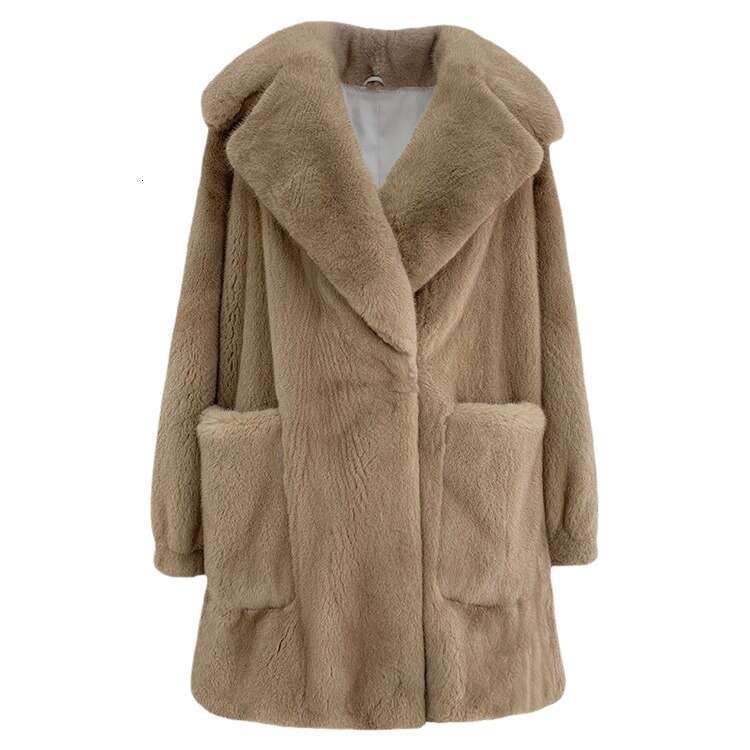 New autumn and winter thickened, warm and fashionable fur coat, women's large lapel, elegant artificial fur mink coat