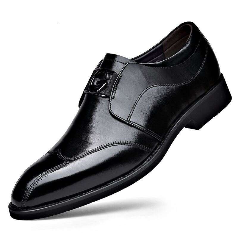 Men's Casual Business Set Embroidered Pointed Leather Shoes