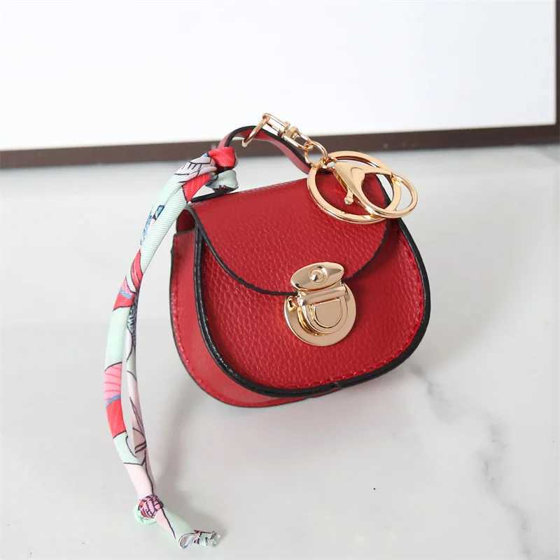 Internet Celebrity New Popular Item Versatile Saddle Small Bag Zero Wallet Pendant Portable Multi-Functional Bag Pendant Keychain Y250815