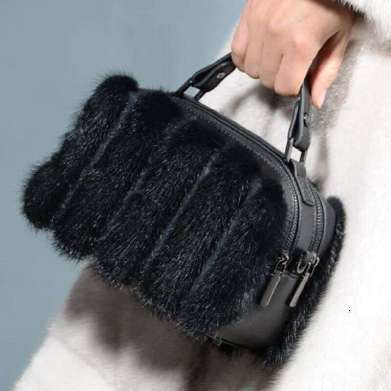 Designer bag 52 Real Mink Fur For Women Winter Handbags Crossbody Single Shoulder Bag Evening Bags Ladies Fluffy Handbag