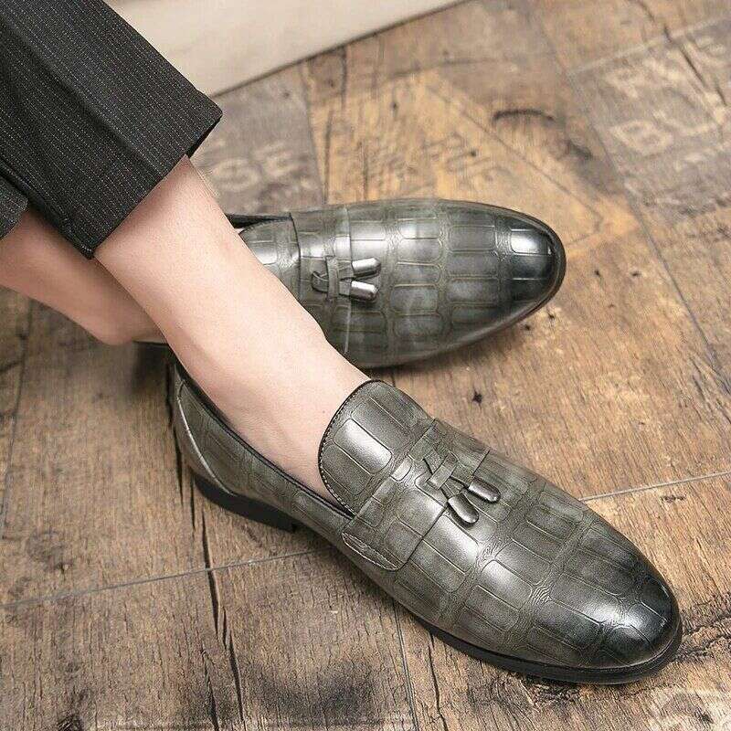 New Formal Business Fashion Casual Men Brand Leather Loafers Breathable Slip on Male Boat Shoes Moccasins