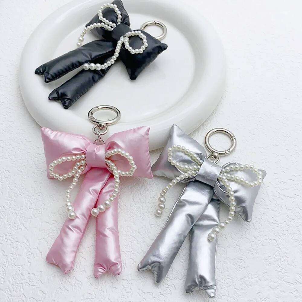Y2K Korean 3D Bowknot Keychain Fashion Simple Pearls Bow Keyring Bag Pendant Handbag Hanging Ornament Decoration Girls