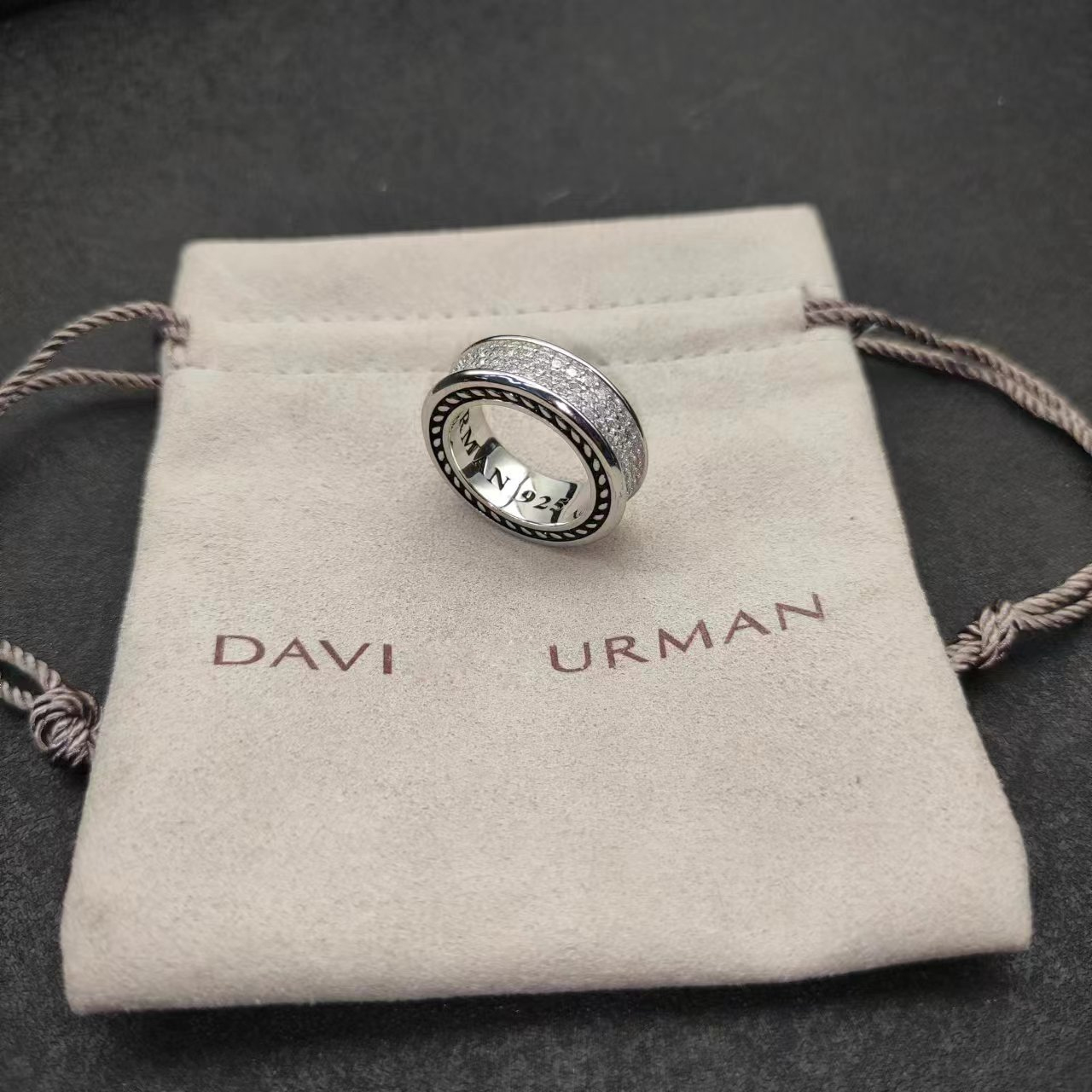 2026 925 Sterling Silver Christmas New DY Jewelry Retro Ring Couple Trend Fashion Simple Spiral Design Colored Crystal Ring for Men and Women To Wear