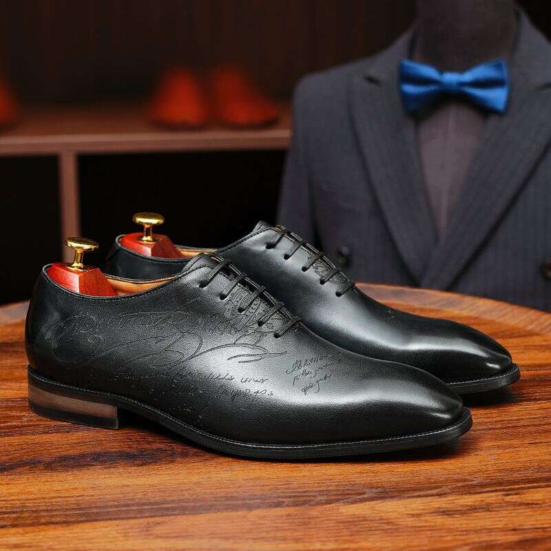 Unbeatable Quality British Pointed Leather 2025 New Formal Business Italian Wedding Groom Suit Youth Men's Shoes