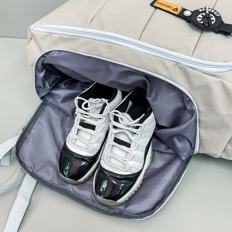 Stylish & Functional Big Capacity Weekender Bag