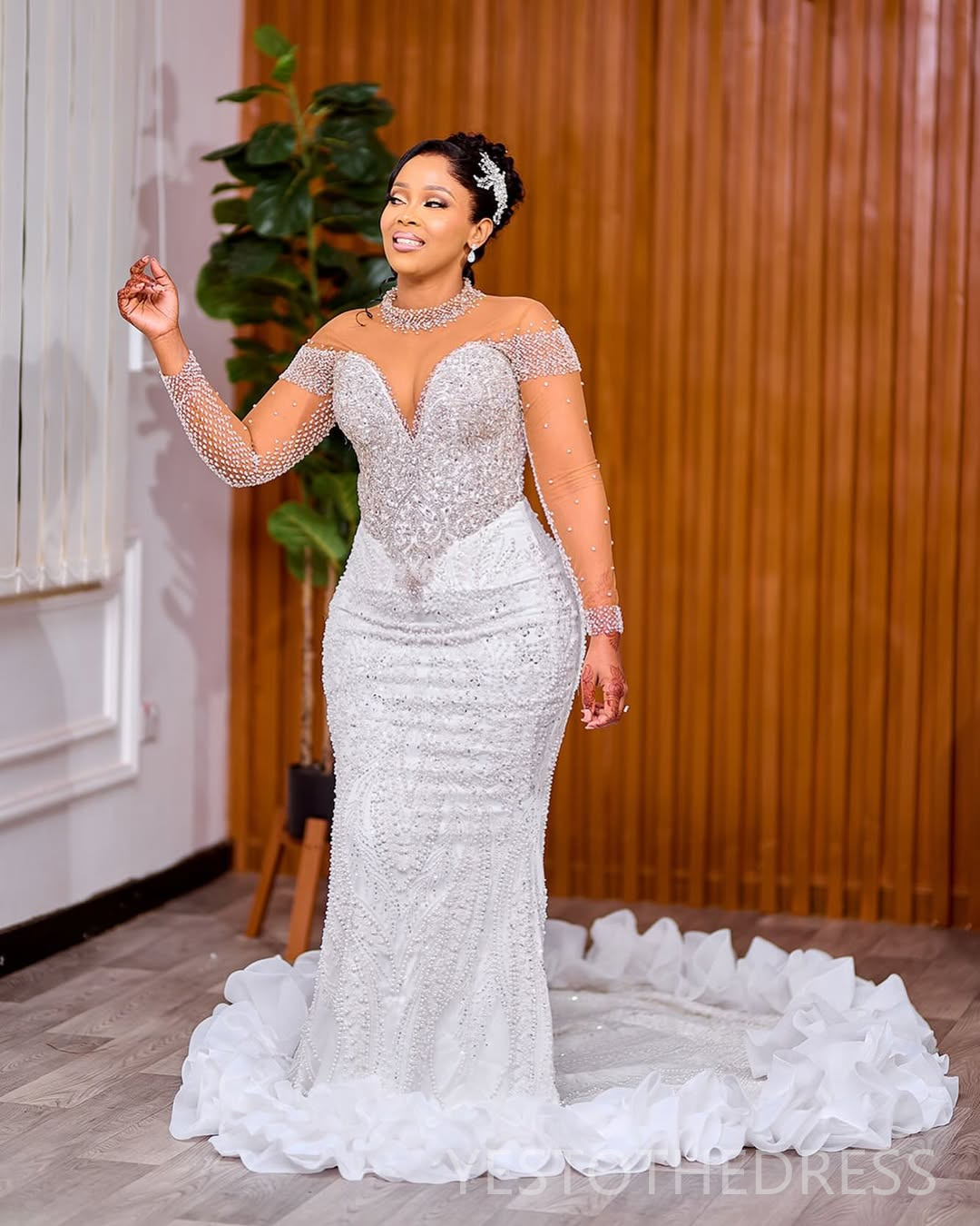 Arabic Aso Ebi Plus Size Off White Mermaid Wedding Dresses 2025 High Neck Sequined Lace Pearls Beaded Floral Lace Luxurious Vintage Bridal Gowns Dress