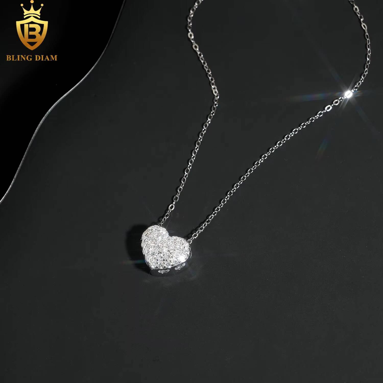 Trendy 925 Sterling Silver Ice Full Diamond Love Heart Shaped Pendant Moissanite Necklace Fine Jewelry Gift