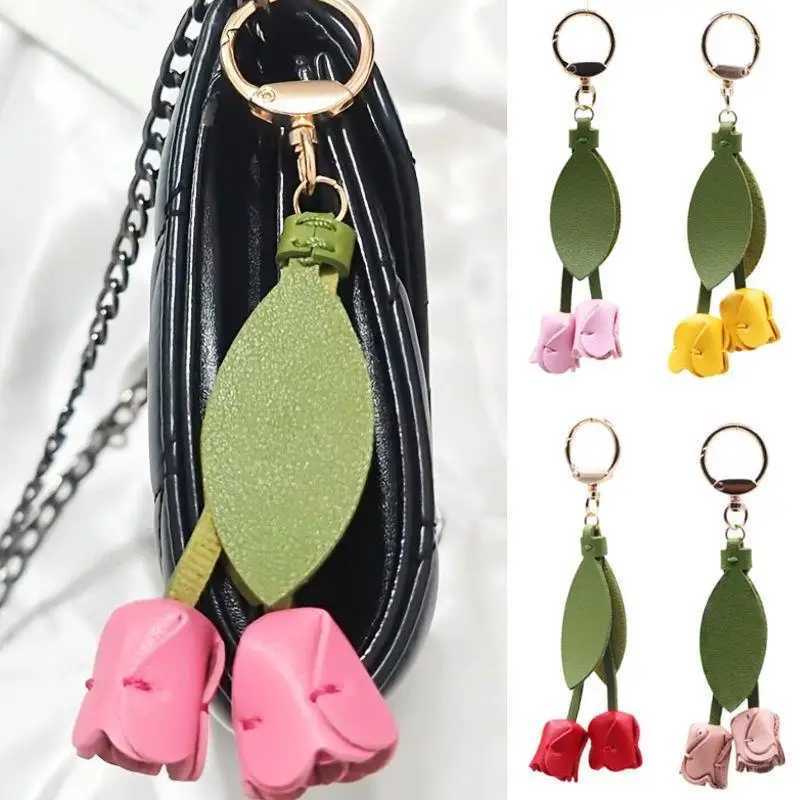 PU Leather wer Shed Bag Charm Genuine Leather Rope Mens Tip Bag Pendant Car Keychain Hand Rope Accessories Y250815