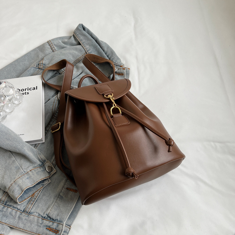 Autumn New Unisex Style Backpack Couple Bag Women's Large Capacity Backpack New Women's Travel Texture Small Backpack Autumn New Designer Ba