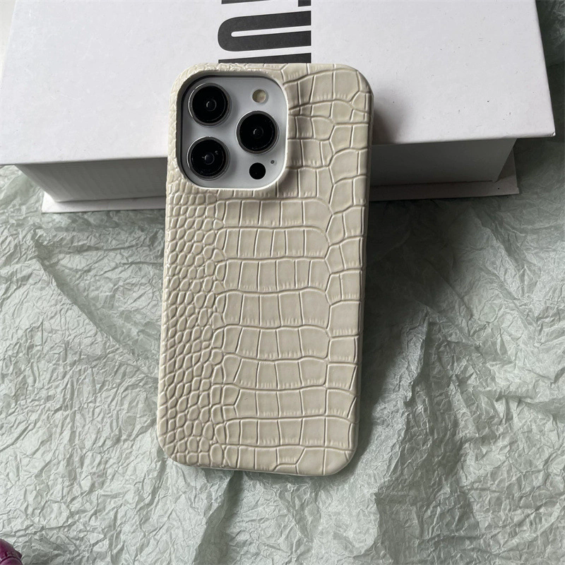 Vintage Crocodile Texture Case - Half-Wrap for iPhone 12/13/14/15/16 Pro Max