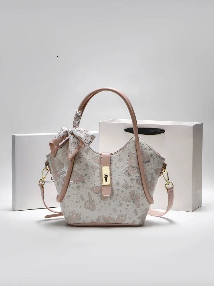 Original Handheld Tote With Delicate Flower Printing Scarves Women Stylish And Large Capacity Shoulder Bag