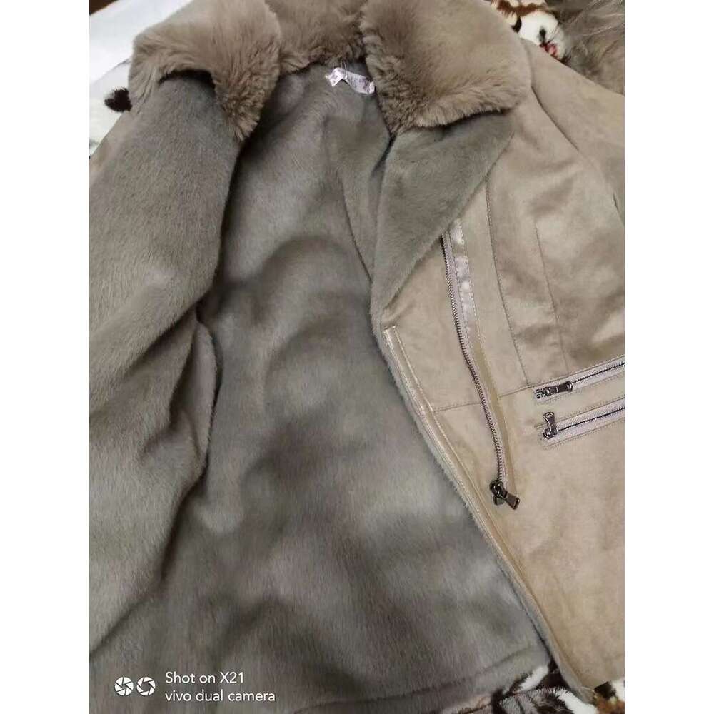 Basics Autumn Winter Women's Coats Faux Fur Thick Warm 2025 New Loose Short Style Warm Thickened Women's Clothing