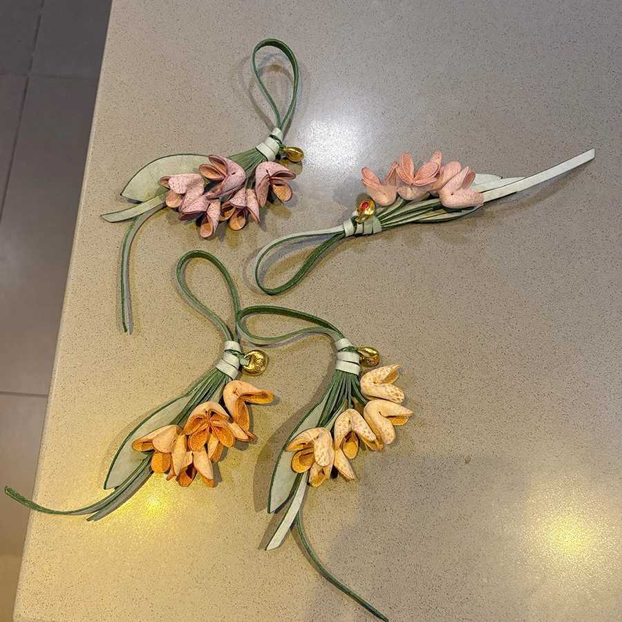 Genuine Leather Flower Shaped Bag Charm Cowhide Rope Womens Tulip Bag Pendant Car Keychain Hand Rope Accessories Y250815