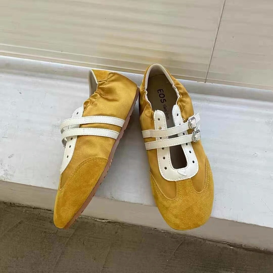 Designer 2025 new women's flat shoes, ballet shoes, sports and casual shoes