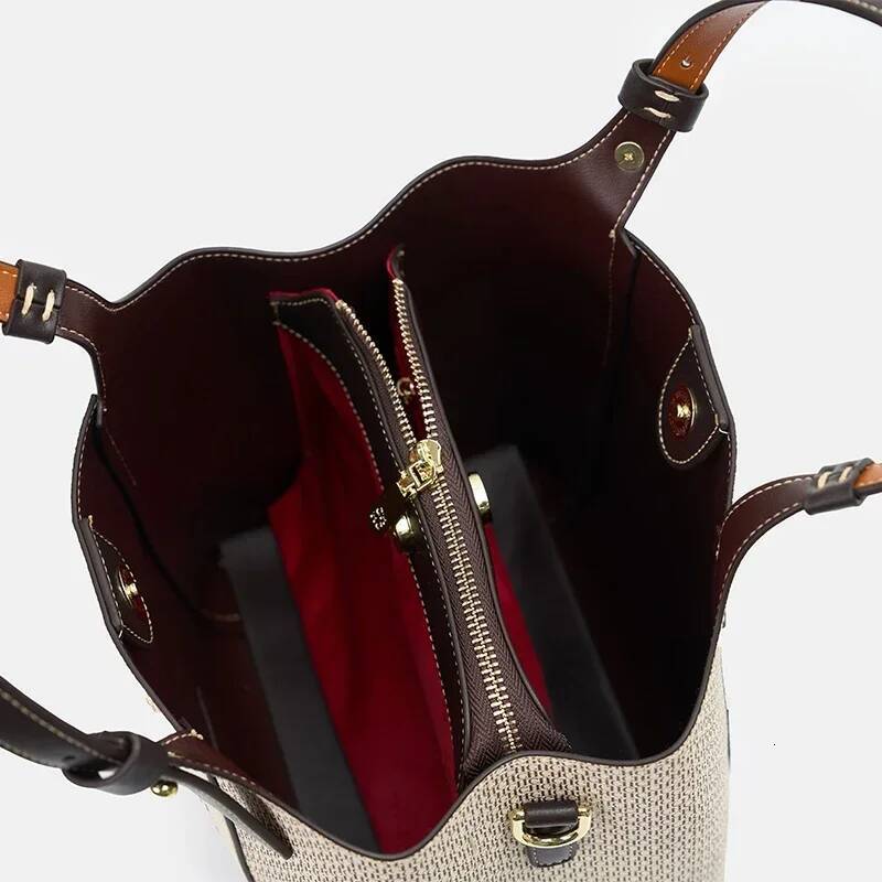 CH Fashion Light Brand Large Capacity Women's Tote Bag Multi-Functional Letter Print Design Handbag