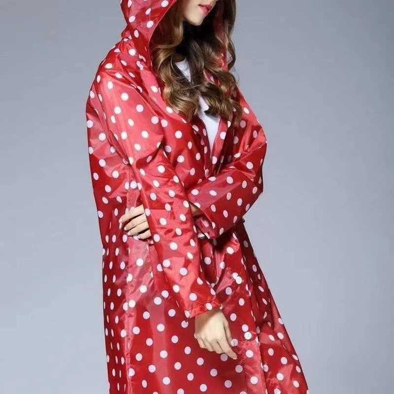 Fashion Windproof Waterproof Raincoat for Men Women Lightweight Breathable Hiking Travel Poncho Outdoor Cycling Rain Gear Y250814