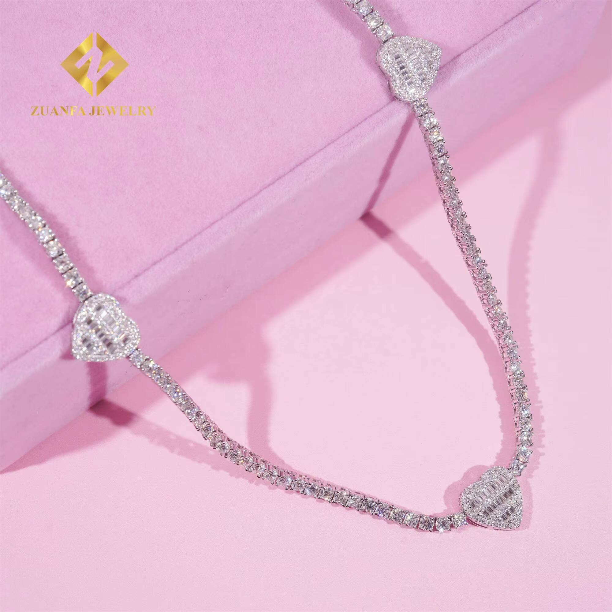 GRA Certificate Elegant Women Gift Jewelry 3mm 925 Sterling Silver Iced Out VVS1 Moissanite Diamond Heart Cluster Tennis Chain