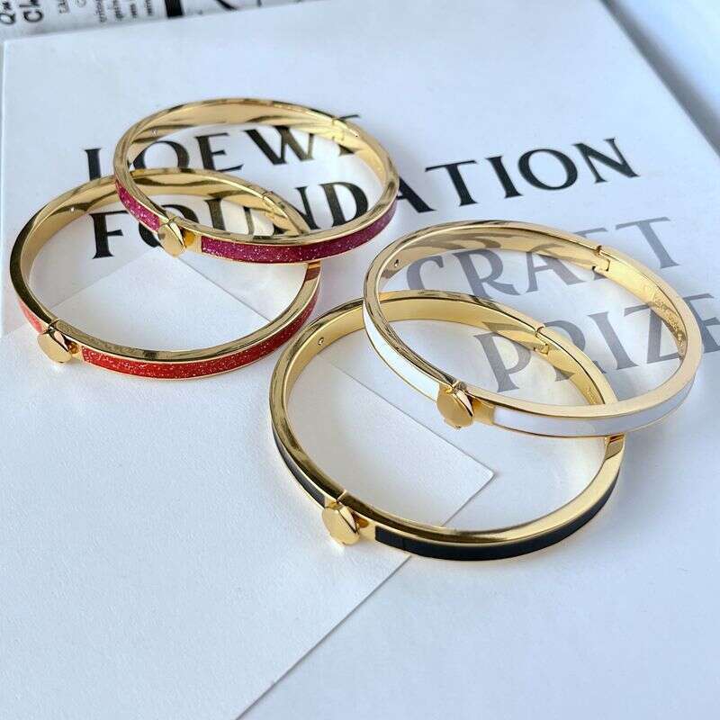 Fashion Light Commuter Niche Ins Cold Style Enamel Inlaid Smooth Metal Bracelet