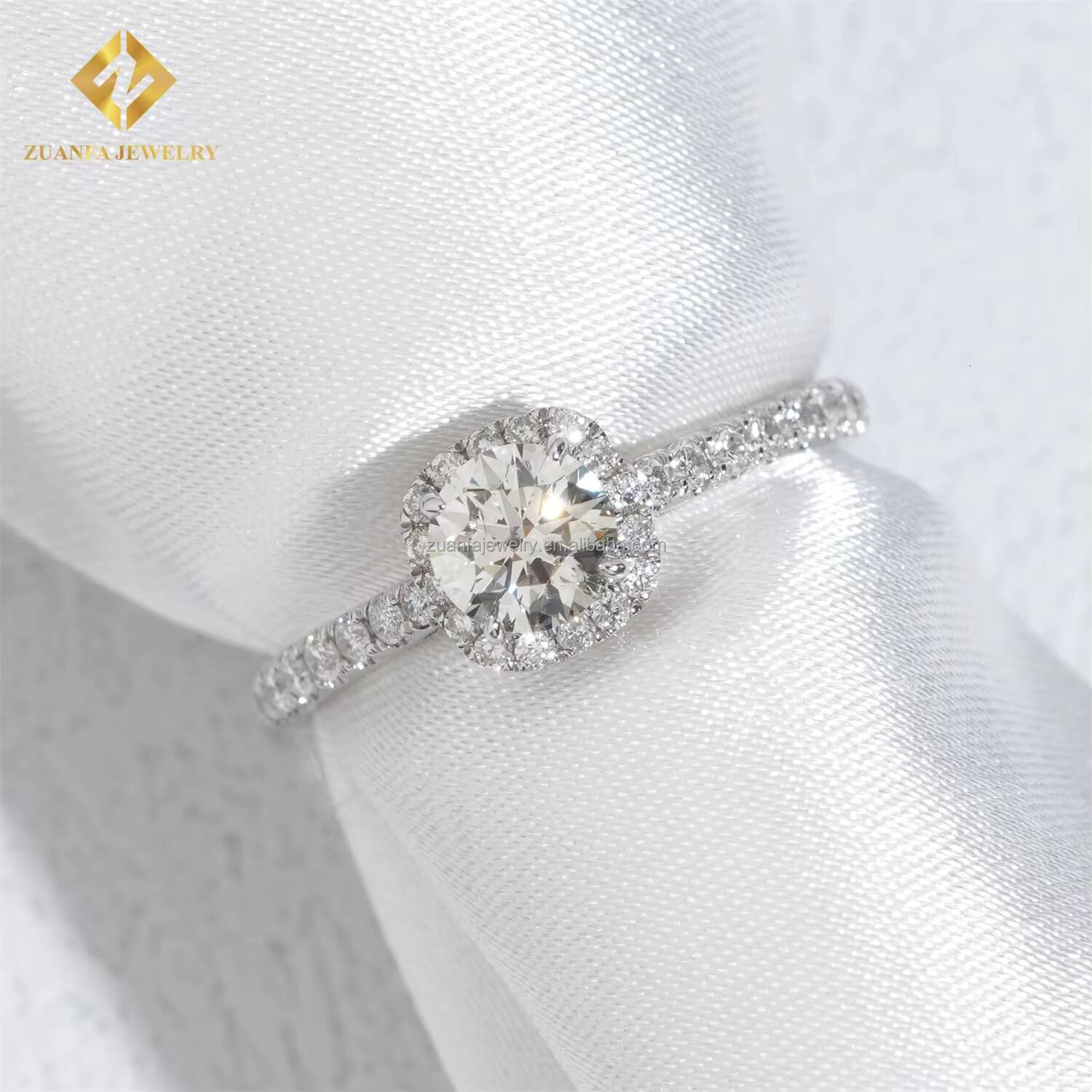 Customized Female Luxury Prong Setting Fire Jewelry Round Brilliant Cut D 14k 0.5ct Natural Diamond Solitaire Engagement Ring