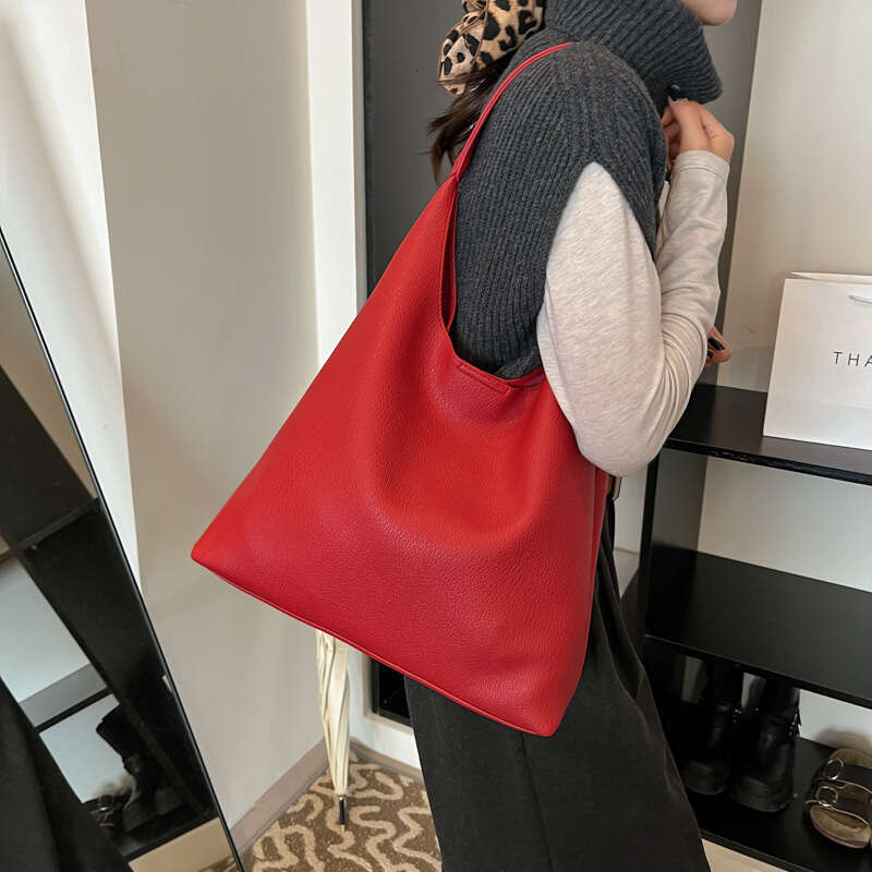 Tote for Women 2025 Winter New Fashionable High-End Single Shoulder Bag Large Capacity Bags Designer Commuter Handbag