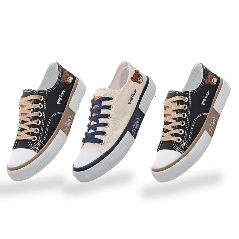 Bear Canvas Womens Shoes Korean Dry Breathable Fashion Trend Versatile Casual Board Shoes Large Size Cookie Shoes 250809