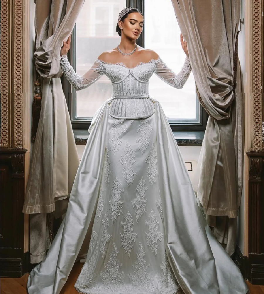 Gorgeous Mermaid Wedding Dress With Detachable Train Arabic Dubai Lace Bride Dress Long Sleeve Off Shoulders Bridal Dress 2025 Elegant Robe De Mariee 