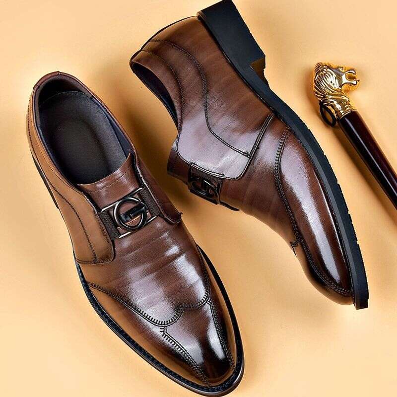 Men's Casual Business Set Embroidered Pointed Leather Shoes