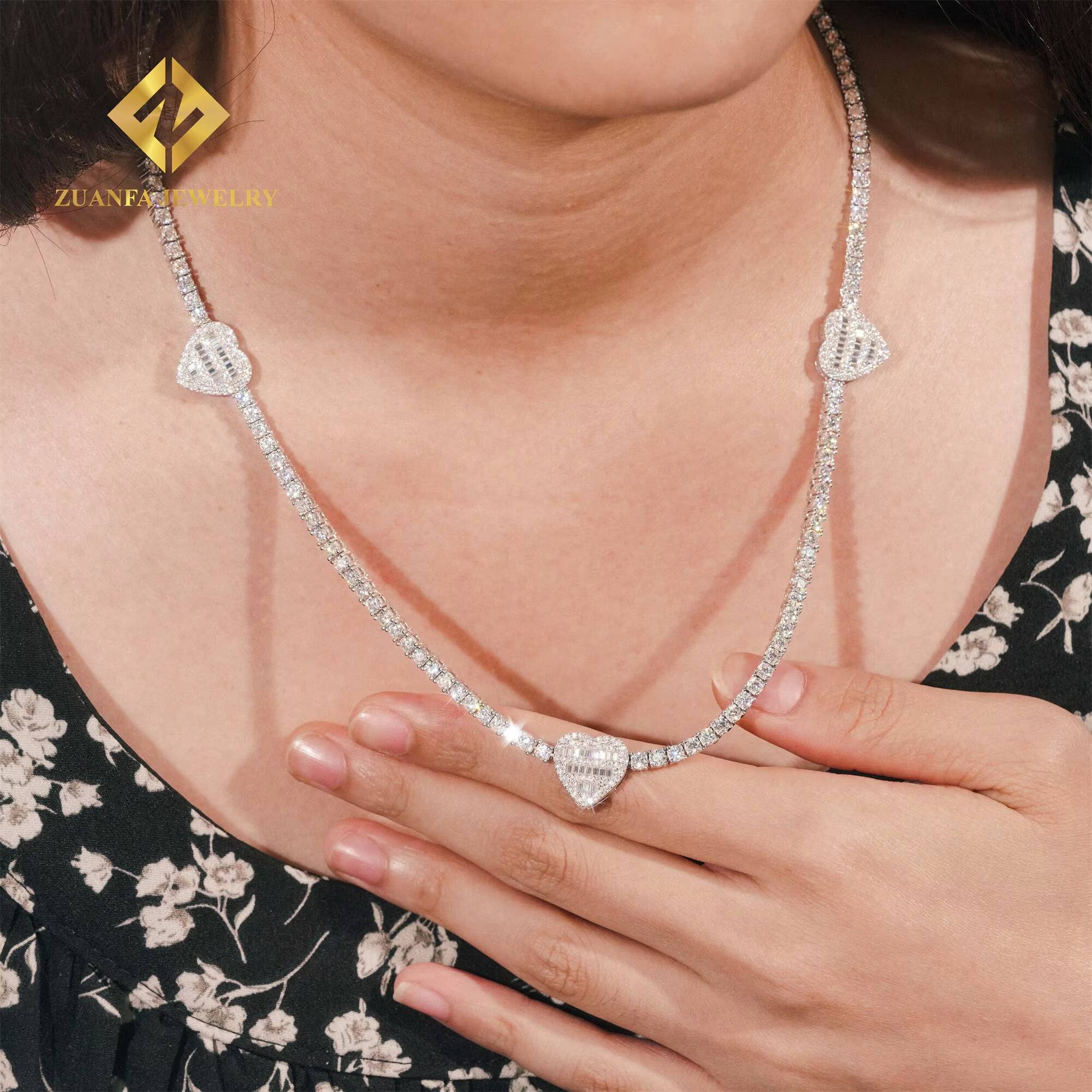 GRA Certificate Elegant Women Gift Jewelry 3mm 925 Sterling Silver Iced Out VVS1 Moissanite Diamond Heart Cluster Tennis Chain